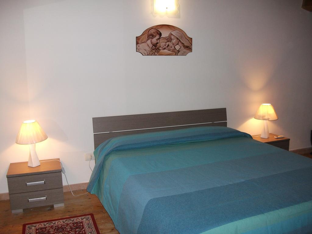 Casa Vacanze Il Quadrifoglio Noto Ruang foto